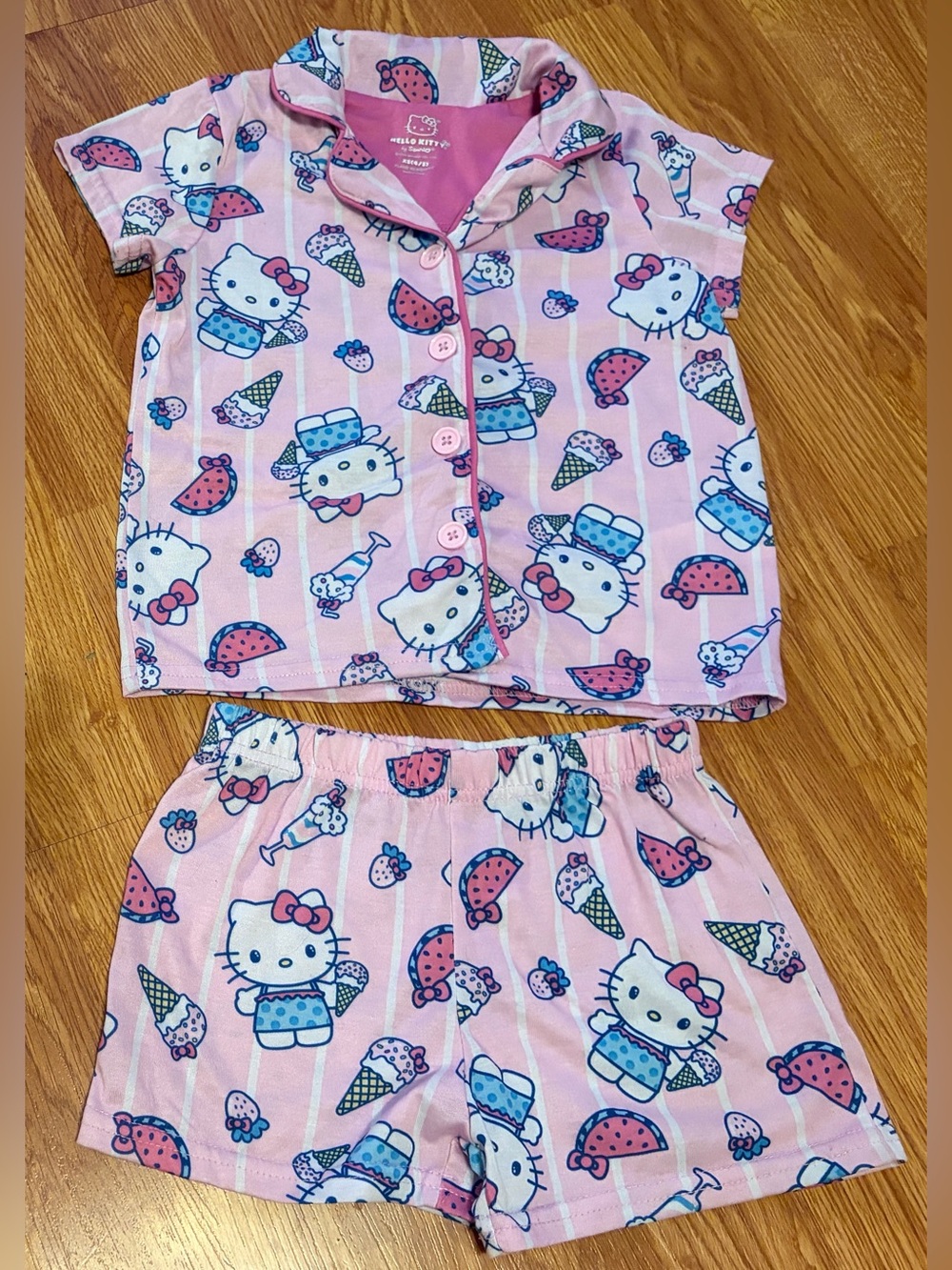 Hello Kitty Sanrio Girls Pajama Set Size 4/5 Two Piece